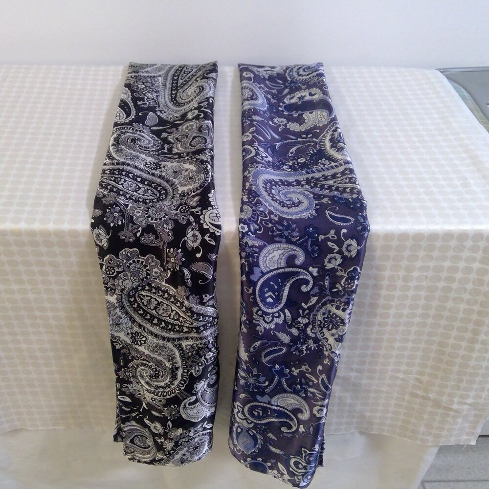 BRAND NEW M&F Western Products SIL Scarves (2) Blue & Black Paisley